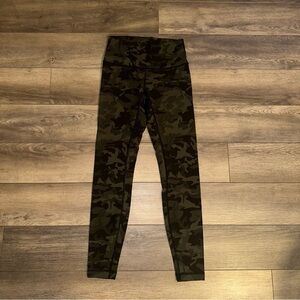 Lululemon Wunder Under Leggings